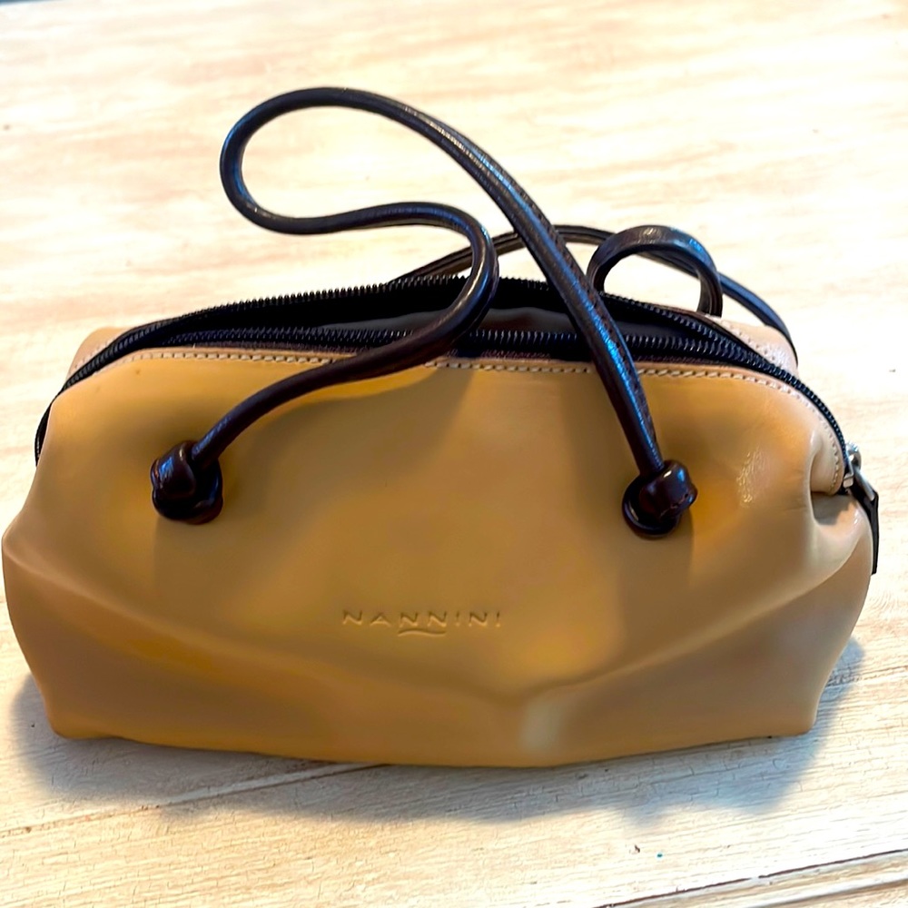 Nannini Italian leather tan bag